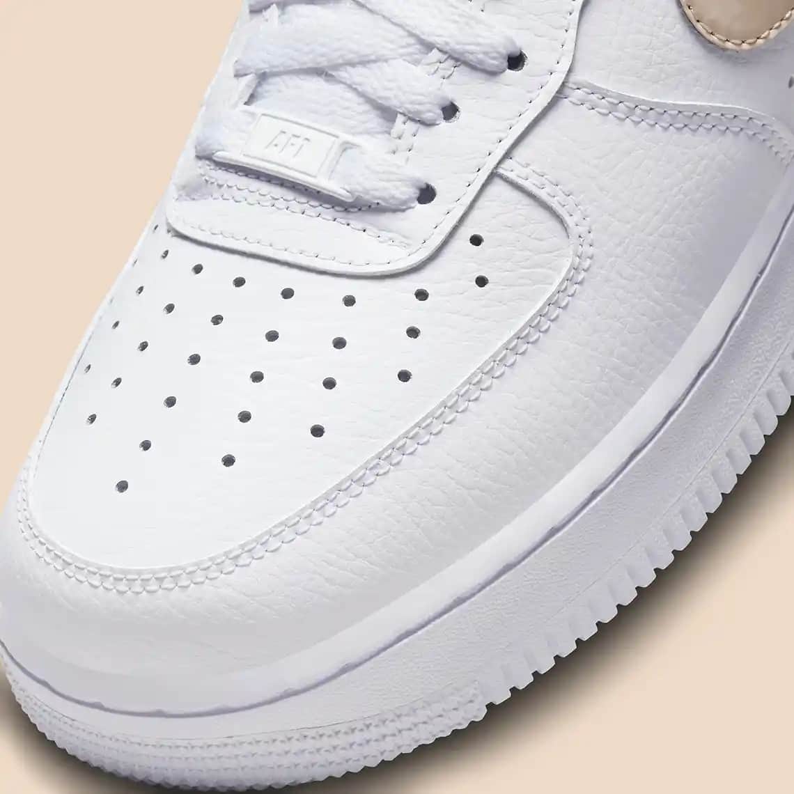 Nike Air Force 1: Tarihçe, Tasarım ve Kültürel Etkileri Hakkında Kapsamlı Bilgi