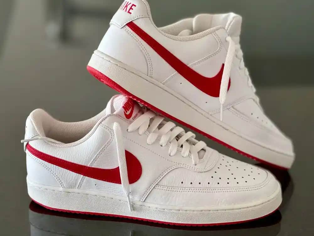 Nike Air Force 44: Modern Tasarım ve Yüksek Konfor Sunan Spor Ayakkabı Modeli