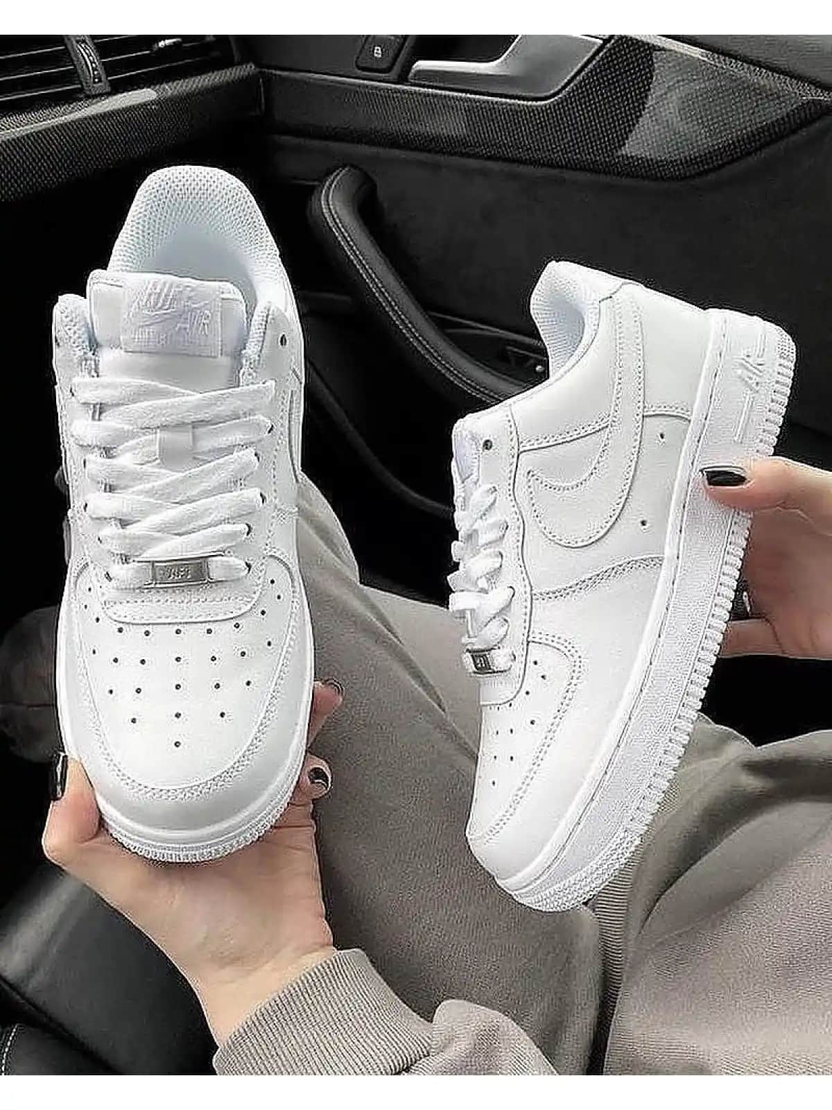 Nike Air Force Klasik Modelleri: Zamansız Şıklığın Sembolü ve Güncel Trendler