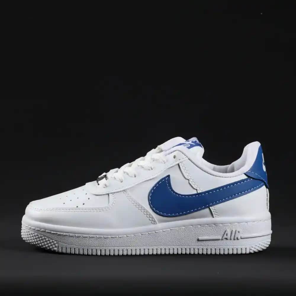 Nike Air Force Mavi: Stil ve Konforu Bir Arada Sunan Modern Ayakkabı Seçenekleri