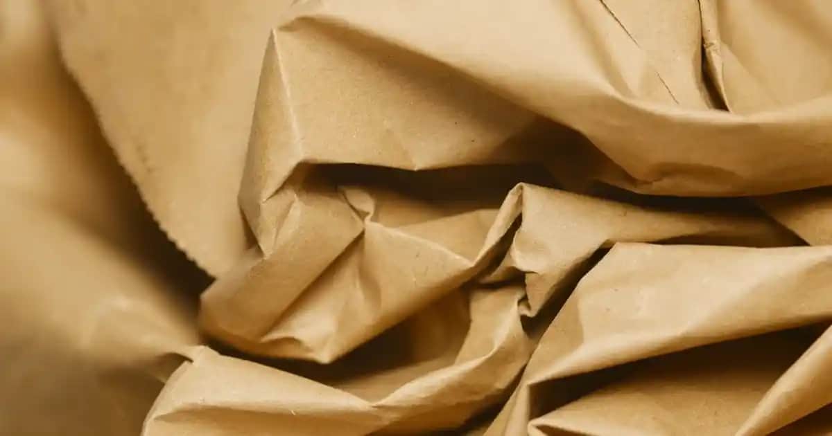 Nike Air Max 90 Essential: Günlük Şıklık ve Konfor Sunan Modern Spor Ayakkabı