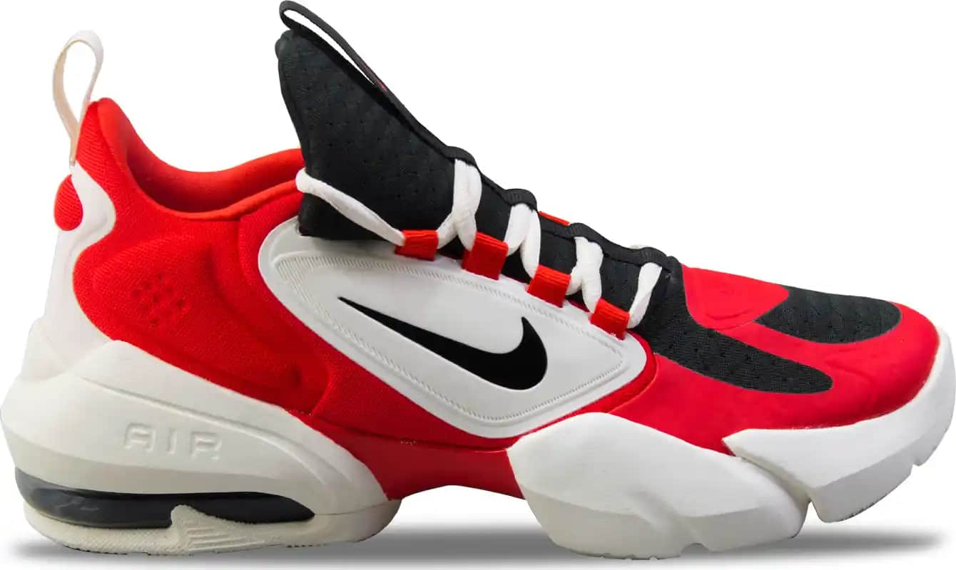 Nike Air Max Alpha Savage: Güncel Tasarım ve Teknolojiyle Konforlu Spor Ayakkabı