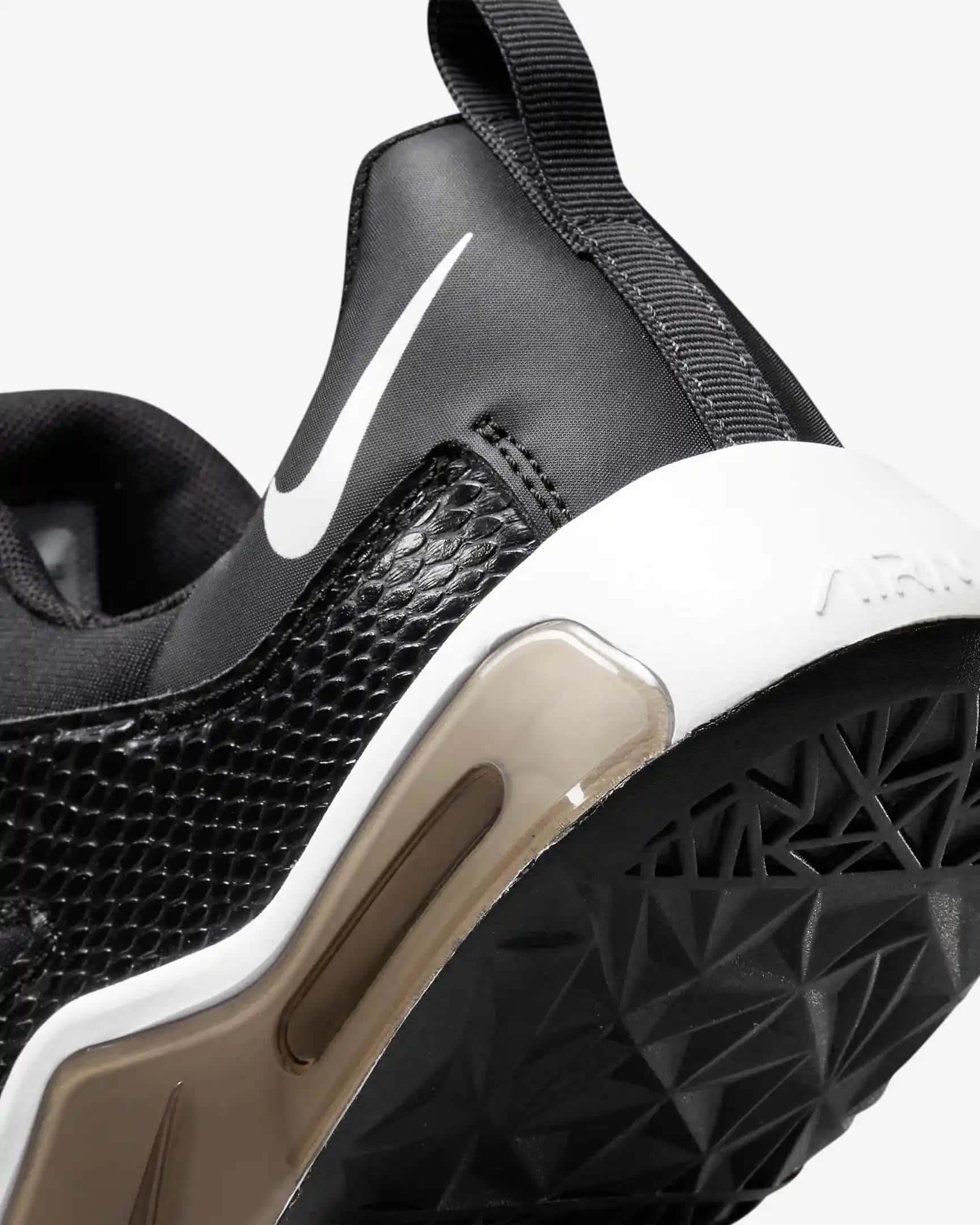 Nike Air Max Bella TR 5 Kadınlar İçin Şık ve Konforlu Spor Ayakkabı Seçenekleri