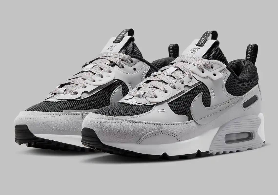 Nike Air Max Futura: Modern Tasarımı ve Konforuyla Günlük Spor Ayakkabı Trendleri