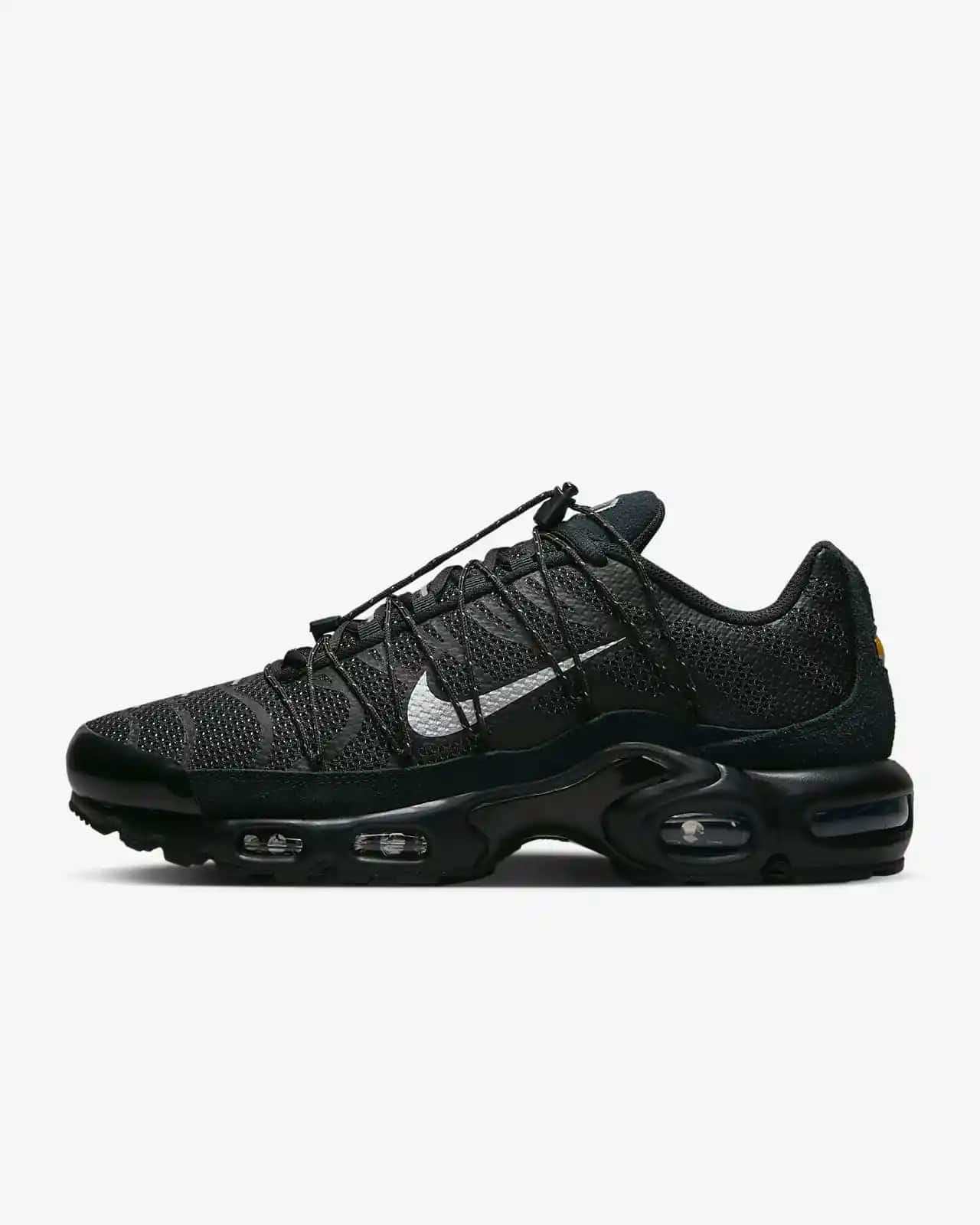 Nike Air Max Plus Utility: Modern Tasarımı ve Dayanıklılığıyla Öne Çıkan Spor Ayakkabı