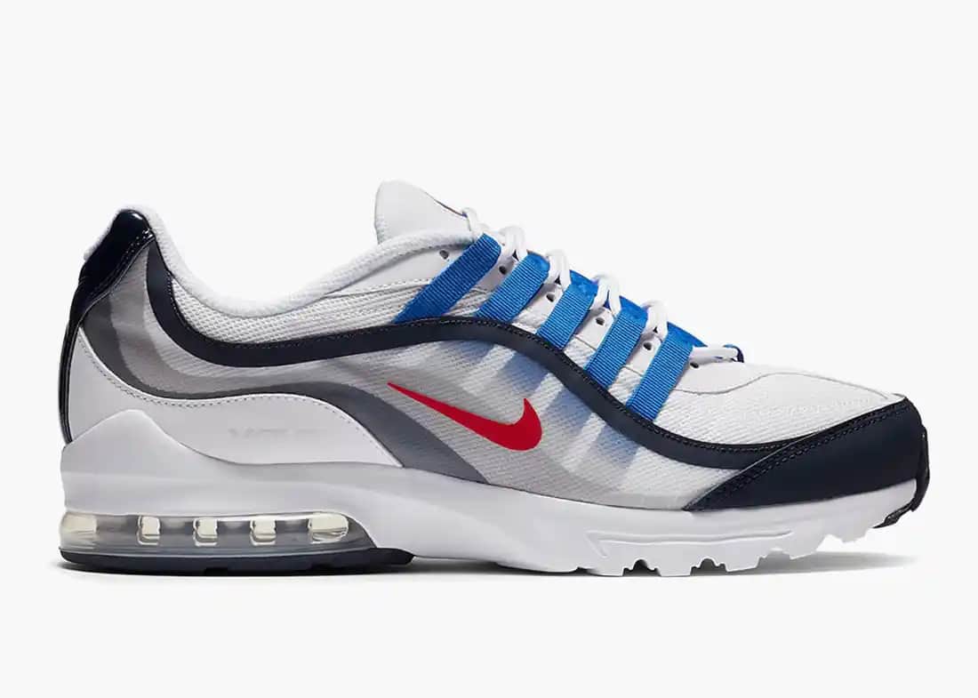 Nike Air Max VG R: Modern Tasarımı ve Gelişmiş Teknolojileriyle Konforlu Spor Ayakkabı