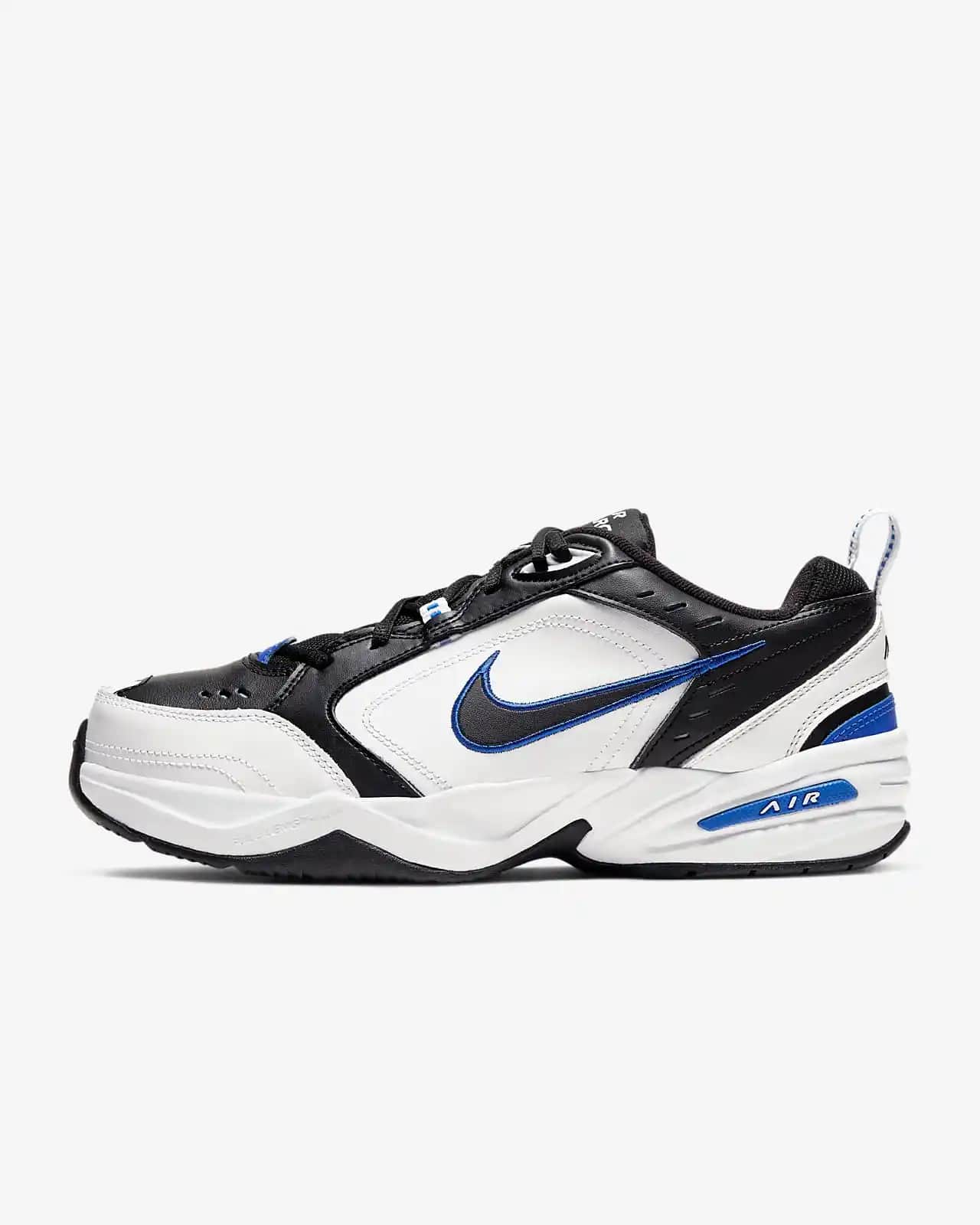 Nike Air Monarch IV Geniş Ayaklar İçin Dayanıklı ve Konforlu Spor Ayakkabı Seçenekleri