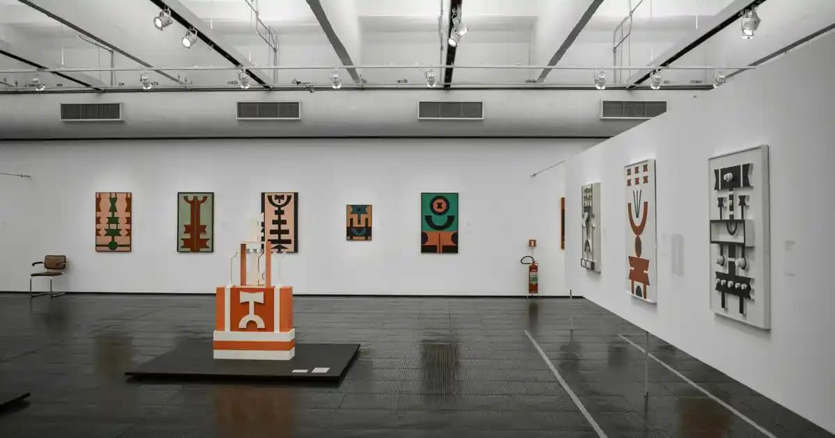 Nike Air Monarch Yeşil: Şıklık ve Konforu Bir Arada Sunan Spor Ayakkabı Modeli