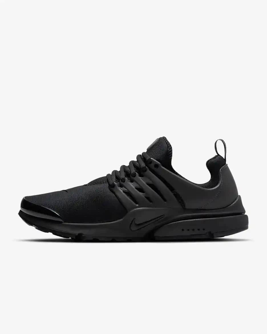Nike Air Presto: Konfor ve Şıklığı Bir Arada Sunan Modern Spor Ayakkabı Modeli