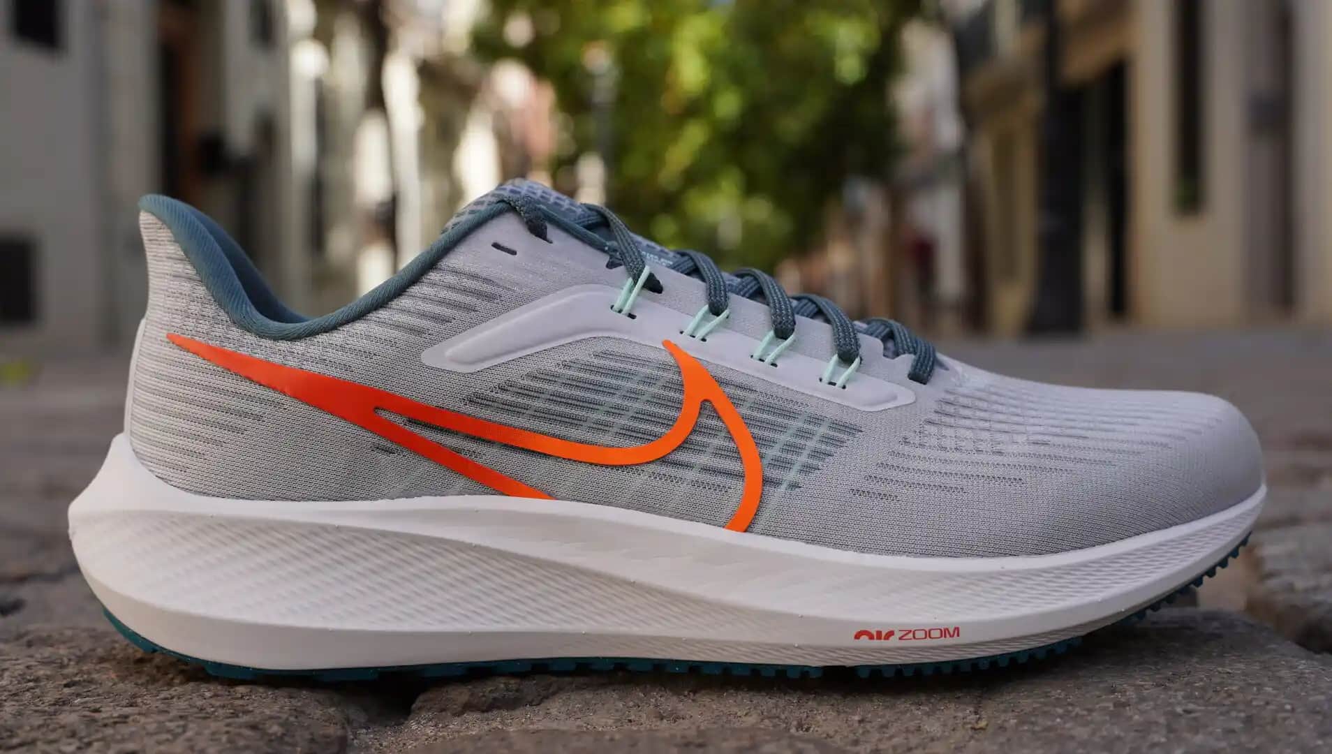 Nike Air Zoom Pegasus 39 Koşu ve Günlük Kullanım İçin Çok Yönlü Bir Ayakkabı Seçeneği