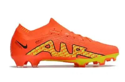 Nike Air Zoom Turuncu Kramponlar: Performans ve Stil Bir Arada Modern Spor Ayakkabıları