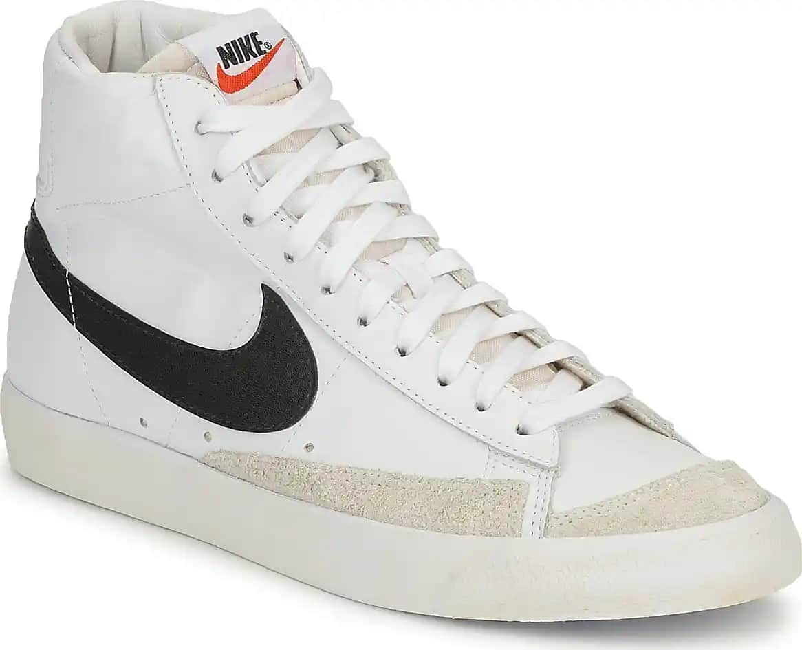 Nike Blazer Mid '77: Klasik ve Modern Tasarımın Buluşması Spor ve Günlük Kullanım İçin