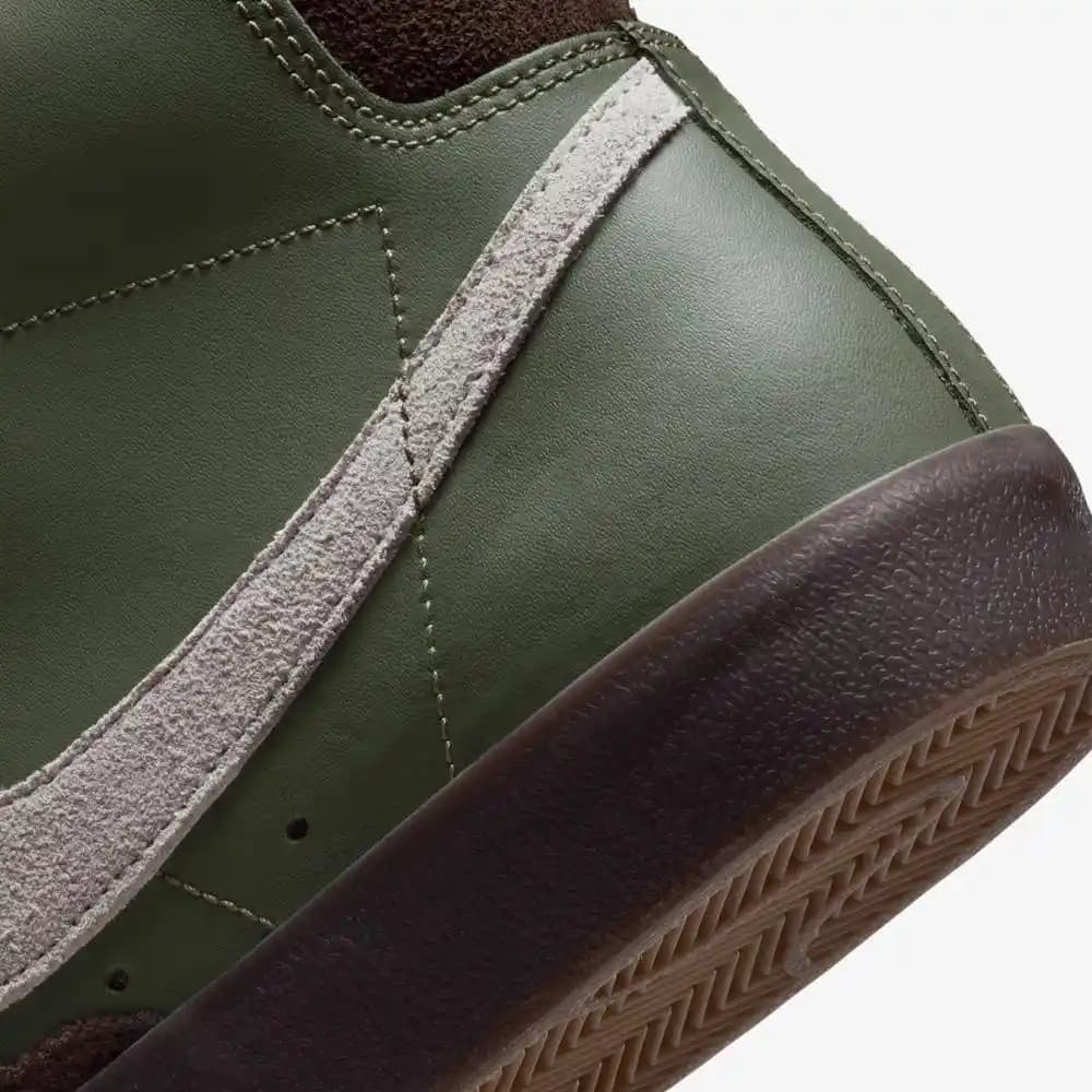 Nike Blazer Mid Yeşil Ayakkabı: Şıklık ve Konforun Modern Buluşması
