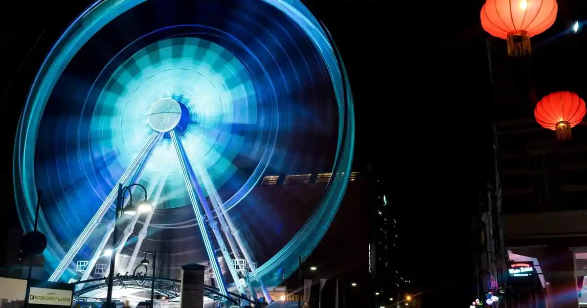 Nike Dunk Low Krem: Şıklık ve Konforu Bir Arada Sunan Çok Yönlü Ayakkabı Seçeneği