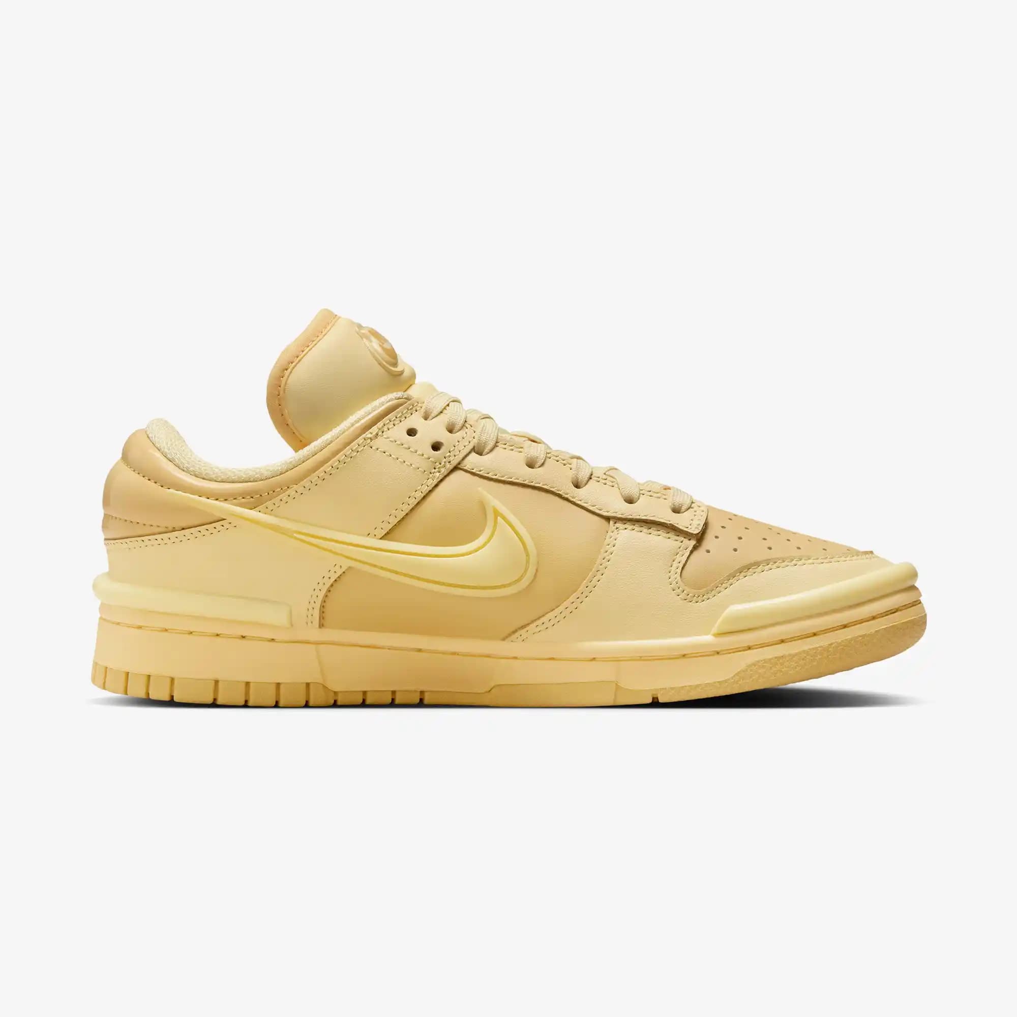 Nike Dunk Low Sarı: Moda Trendlerini Yansıtan Rahat ve Şık Spor Ayakkabı Seçeneği