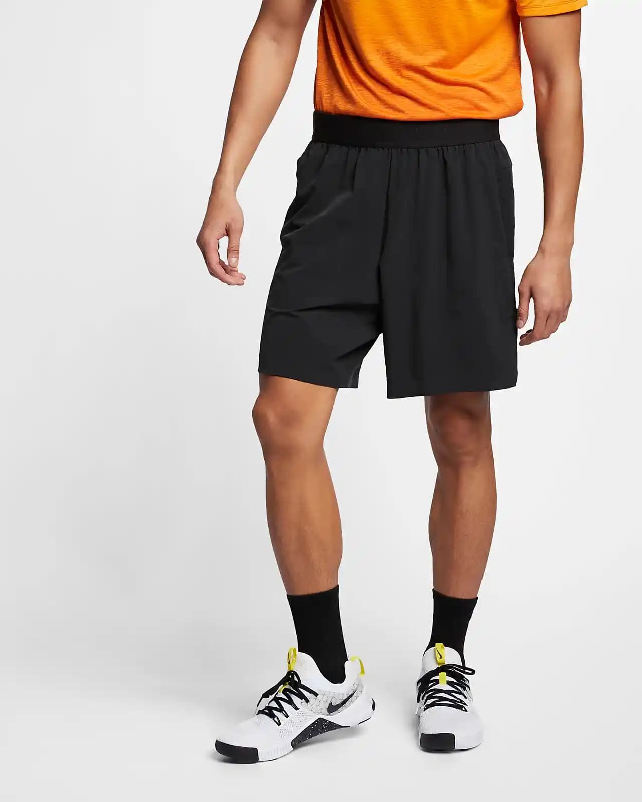 Nike Flex Tech Teknolojisiyle Hafif ve Esnek Spor Ayakkabıları Tasarımı