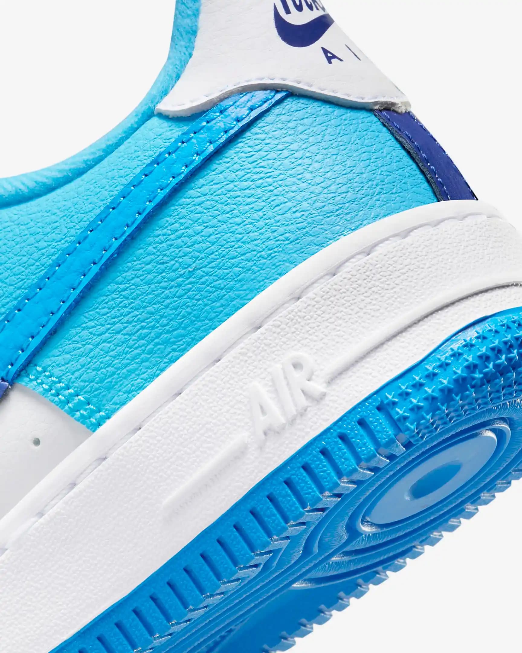 Nike Force 1 LV8 2: Modern Tasarım ve Konfor Sunan İkonik Spor Ayakkabı