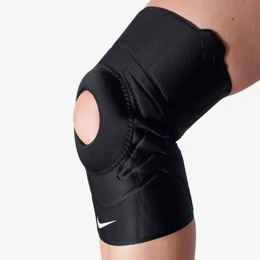 Nike Futbol Dizlikleri: Güvenlik ve Performansı Artıran Modern Spor Koruyucu