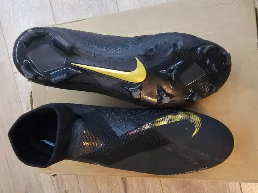 Nike Ghost Kramponları ile Futbolda Performans ve Konforun En Güncel Seçeneği