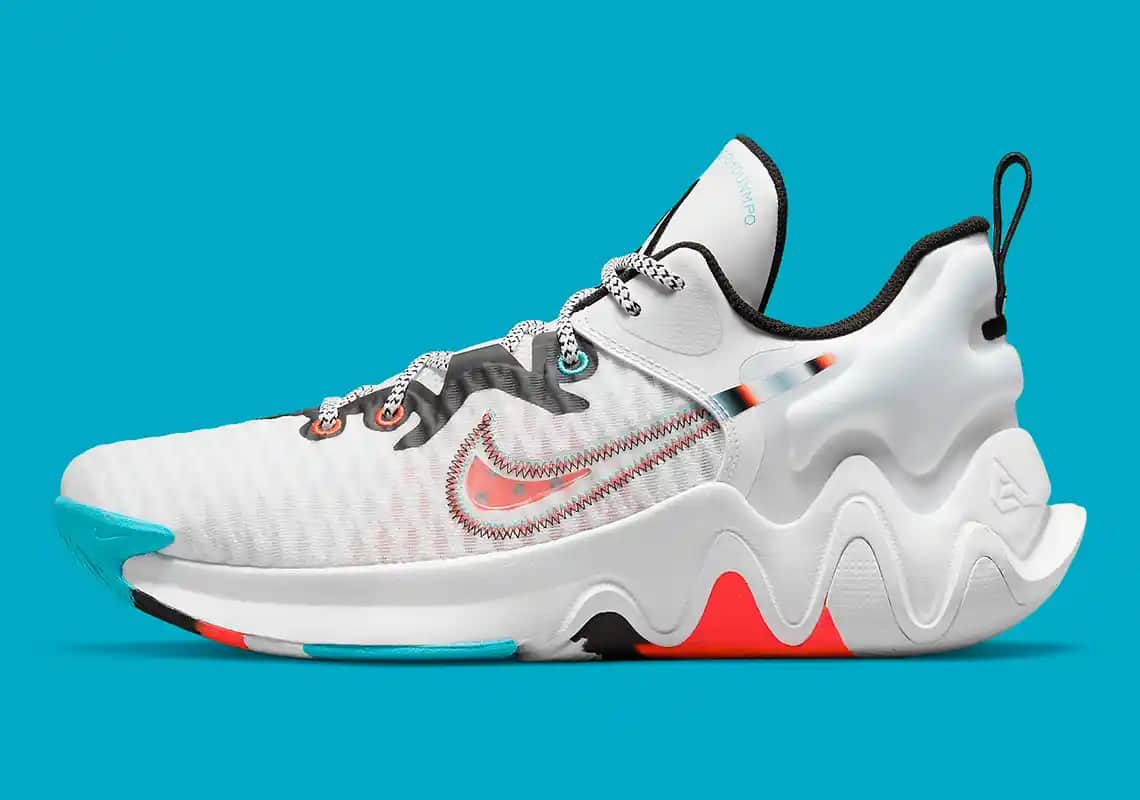 Nike Giannis Immortality 1: Yüksek Performans ve Şık Tasarım Sunan Basketbol Ayakkabısı