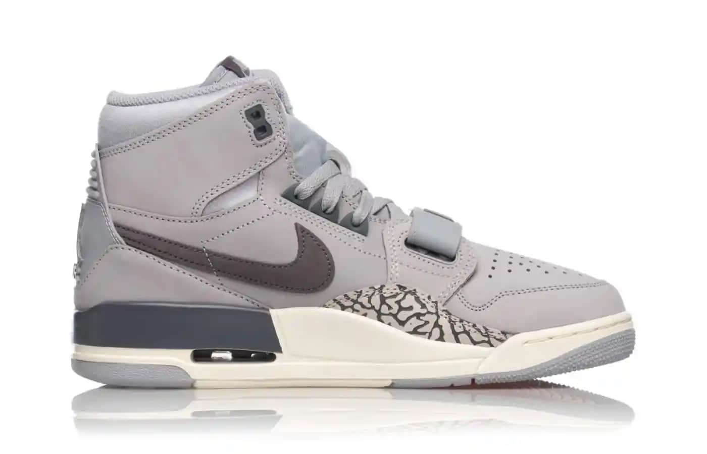 Nike Jordan Legacy 312: Modern Tasarımı ve Konforuyla Stil Sahibi Ayakkabı