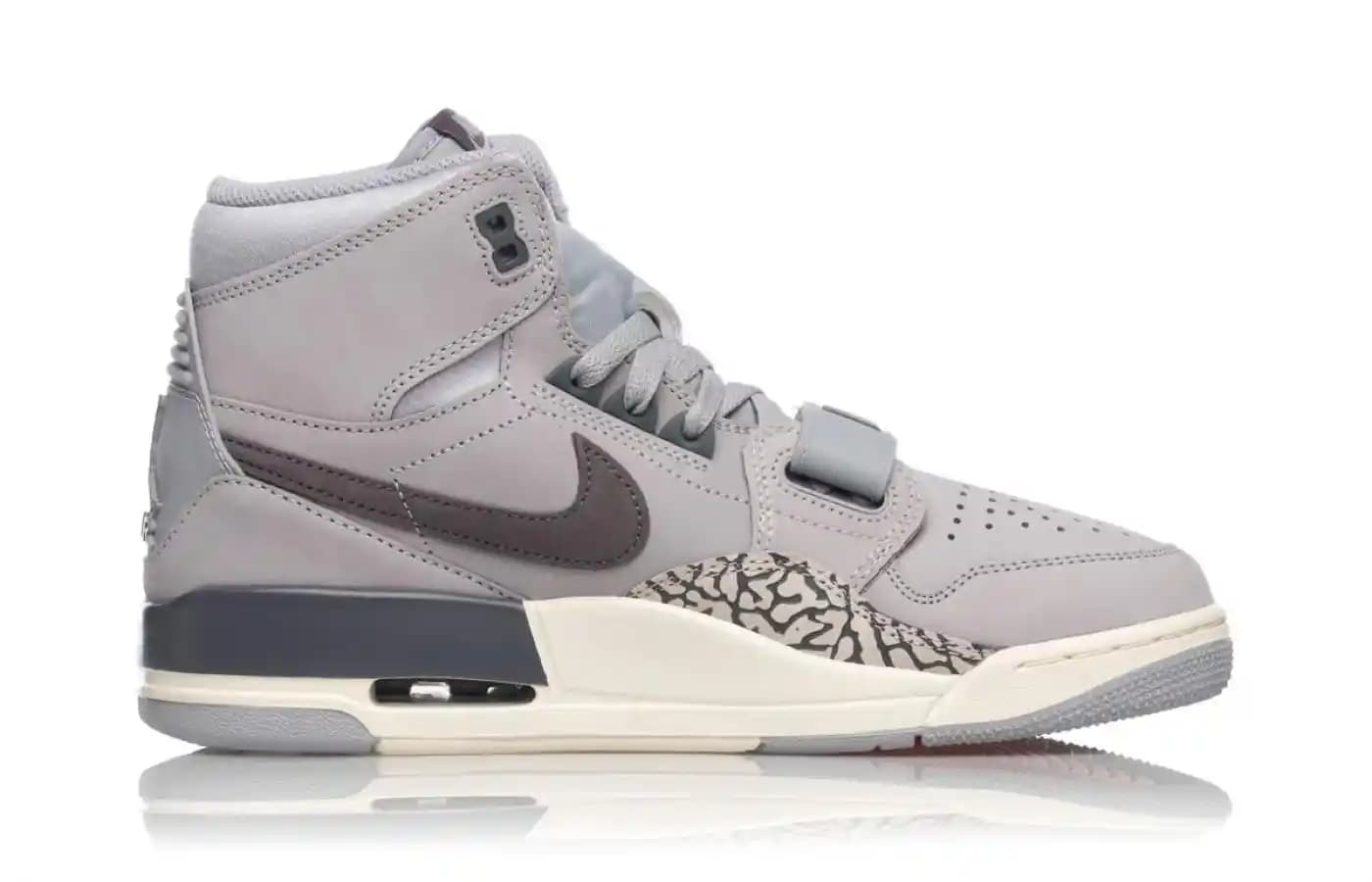 Nike Jordan Legacy 312: Modern Tasarımı ve Konforuyla Stil Sahibi Ayakkabı