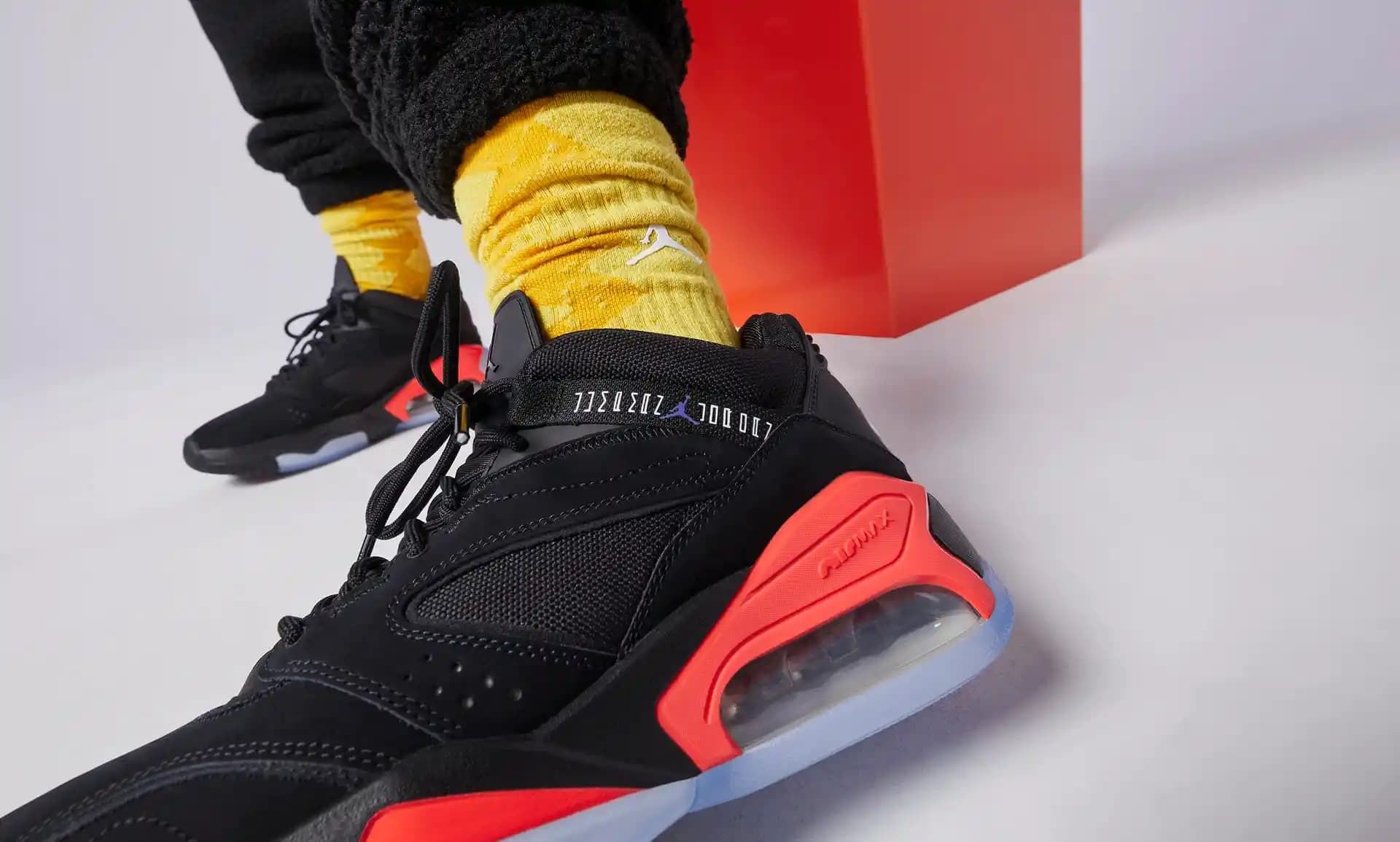 Nike Jordan Point Lane: Modern Tasarım ve İşlevselliği Bir Arada Sunan Sneaker Modeli