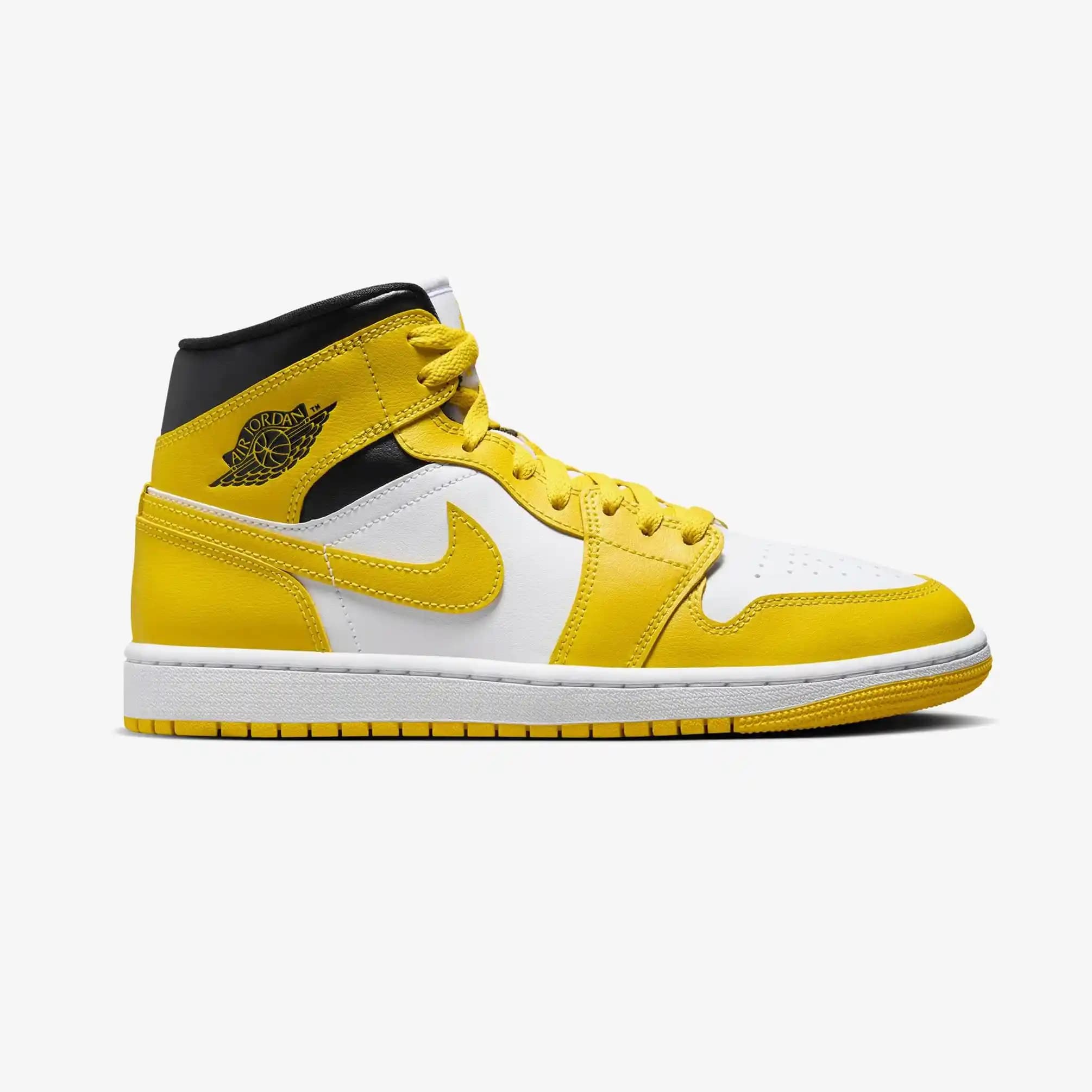 Nike Jordan Sarı Ayakkabılar: Stil ve Performansı Bir Arada Sunan Modeller