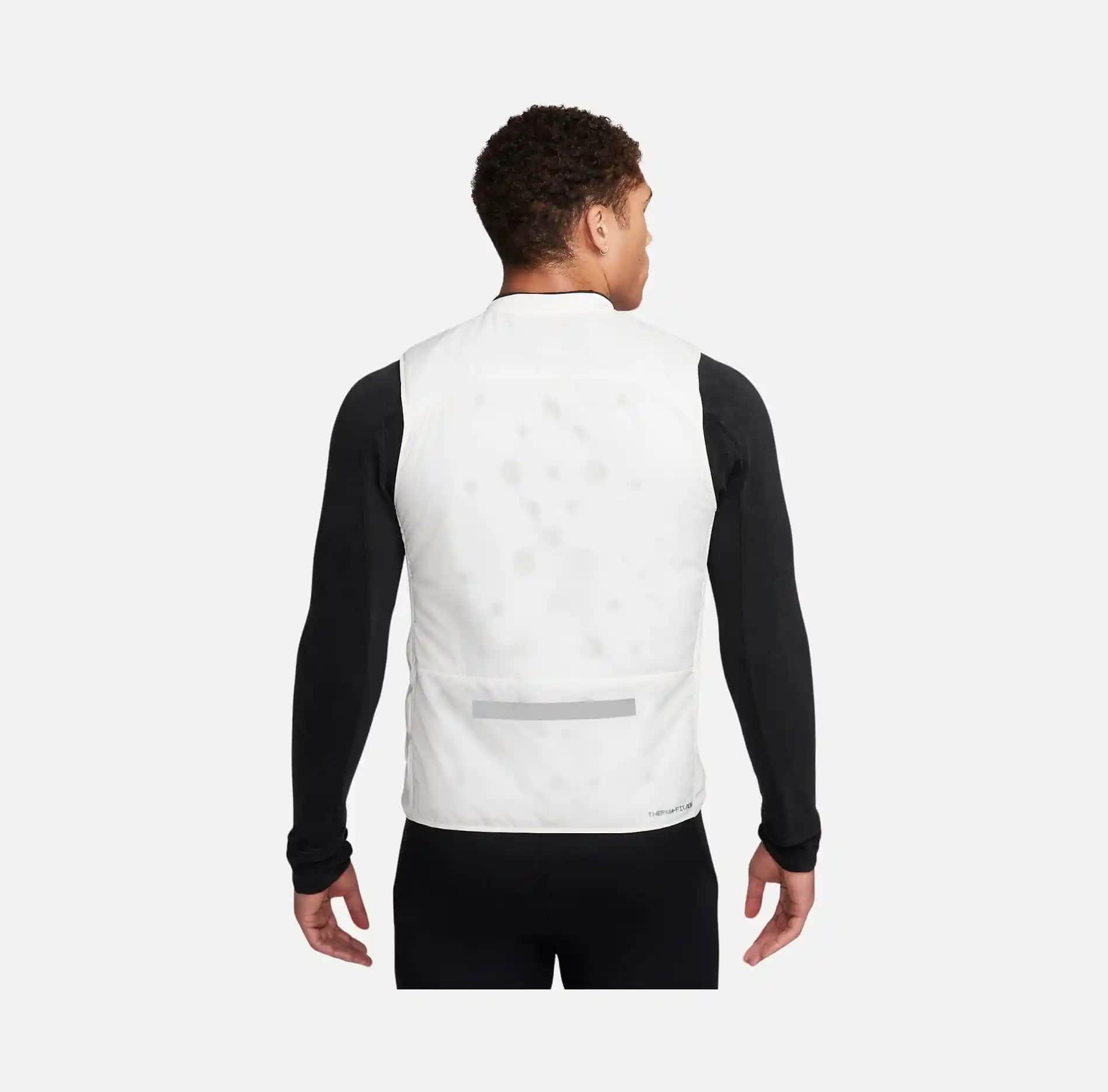 Nike Koşu Yeleği: Performansı ve Konforu Bir Arada Sunan En İyi Seçenekler