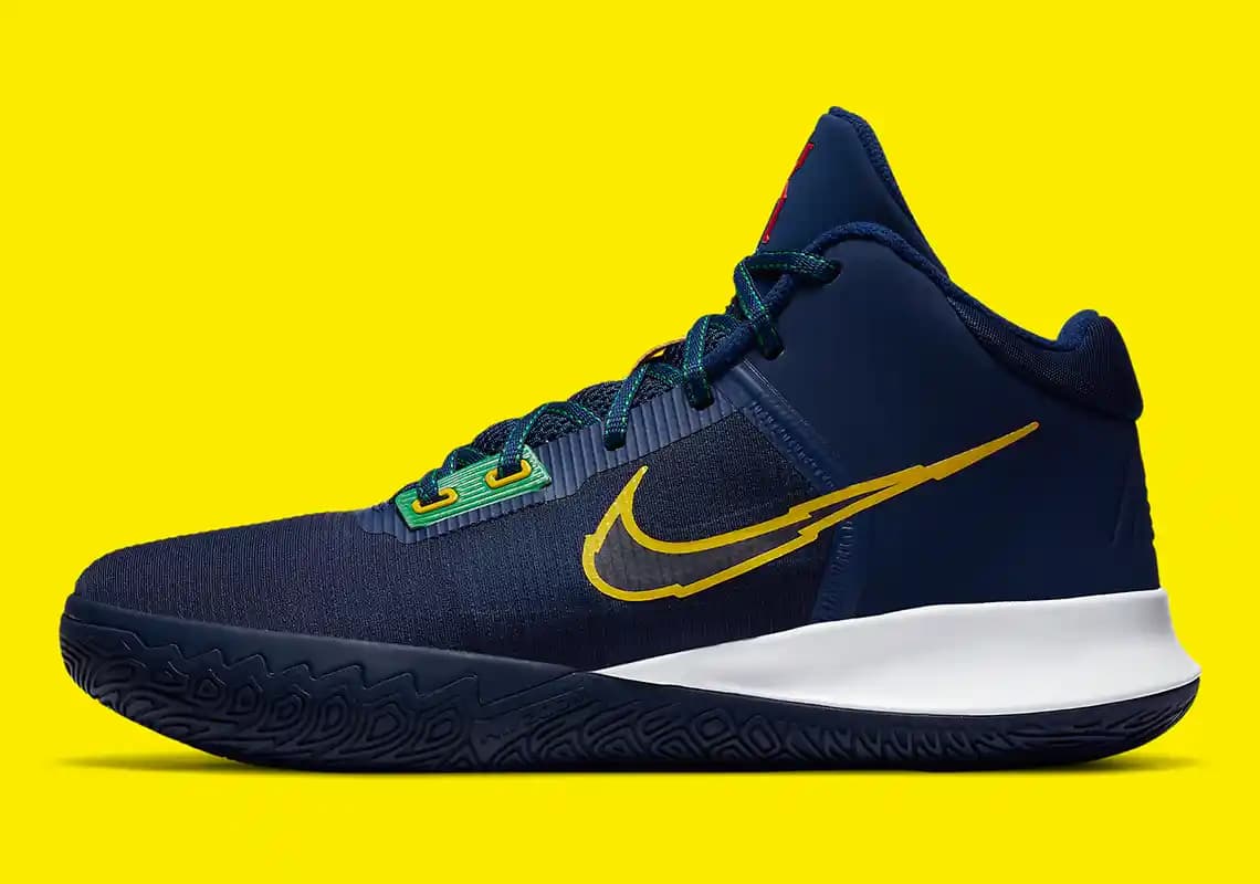 Nike Kyrie Flytrap 4: Performans ve Şıklığı Bir Arada Sunan Basketbol Ayakkabısı