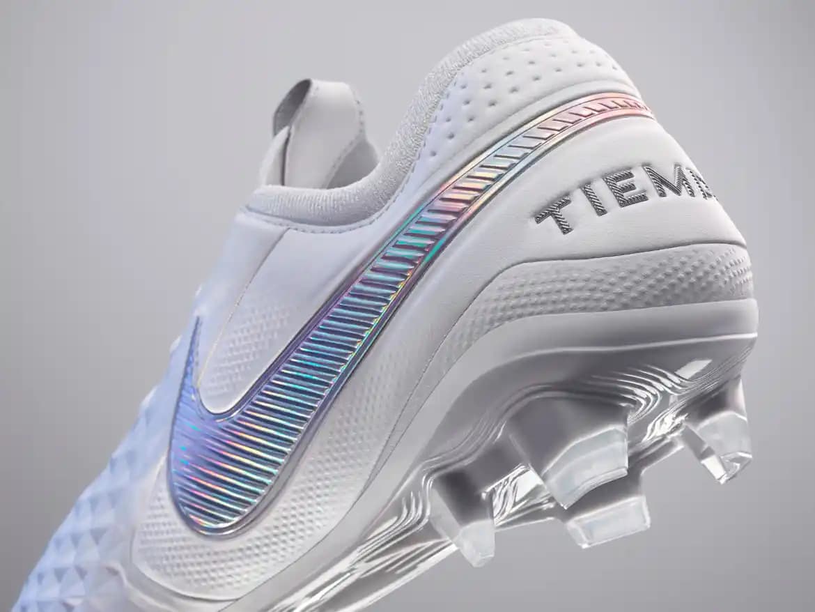 Nike Legend 8 Spor Ayakkabılarıyla Sahada ve Günlük Şıklıkta Üstün Performans