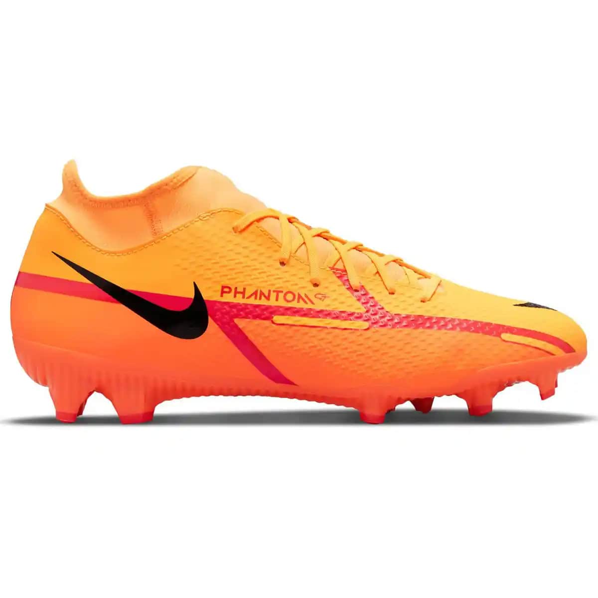 Nike Phantom Turuncu Kramponlar: Performans ve Stilinizi Yükselten Futbol Ayakkabıları