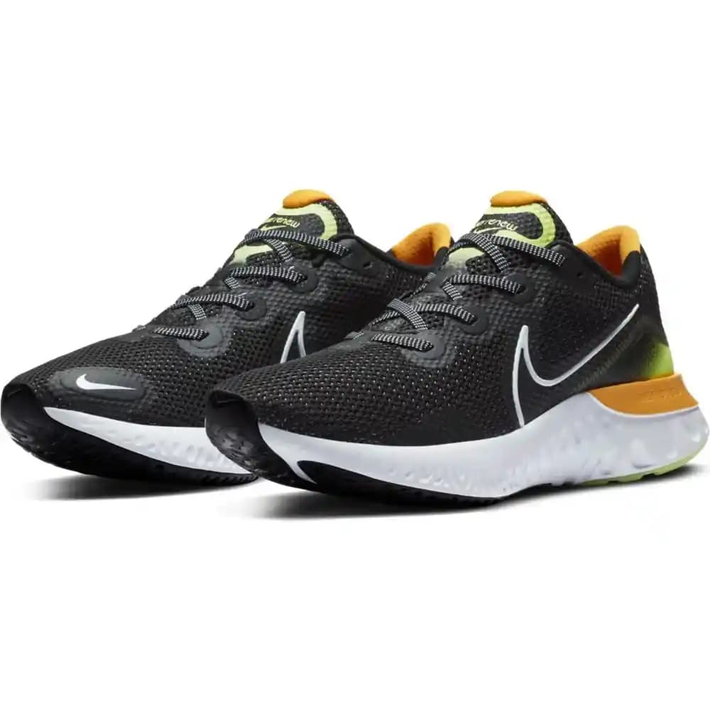Nike Renew Run: Konfor ve Teknolojiyi Bir Arada Sunan Güncel Koşu ve Günlük Ayakkabısı