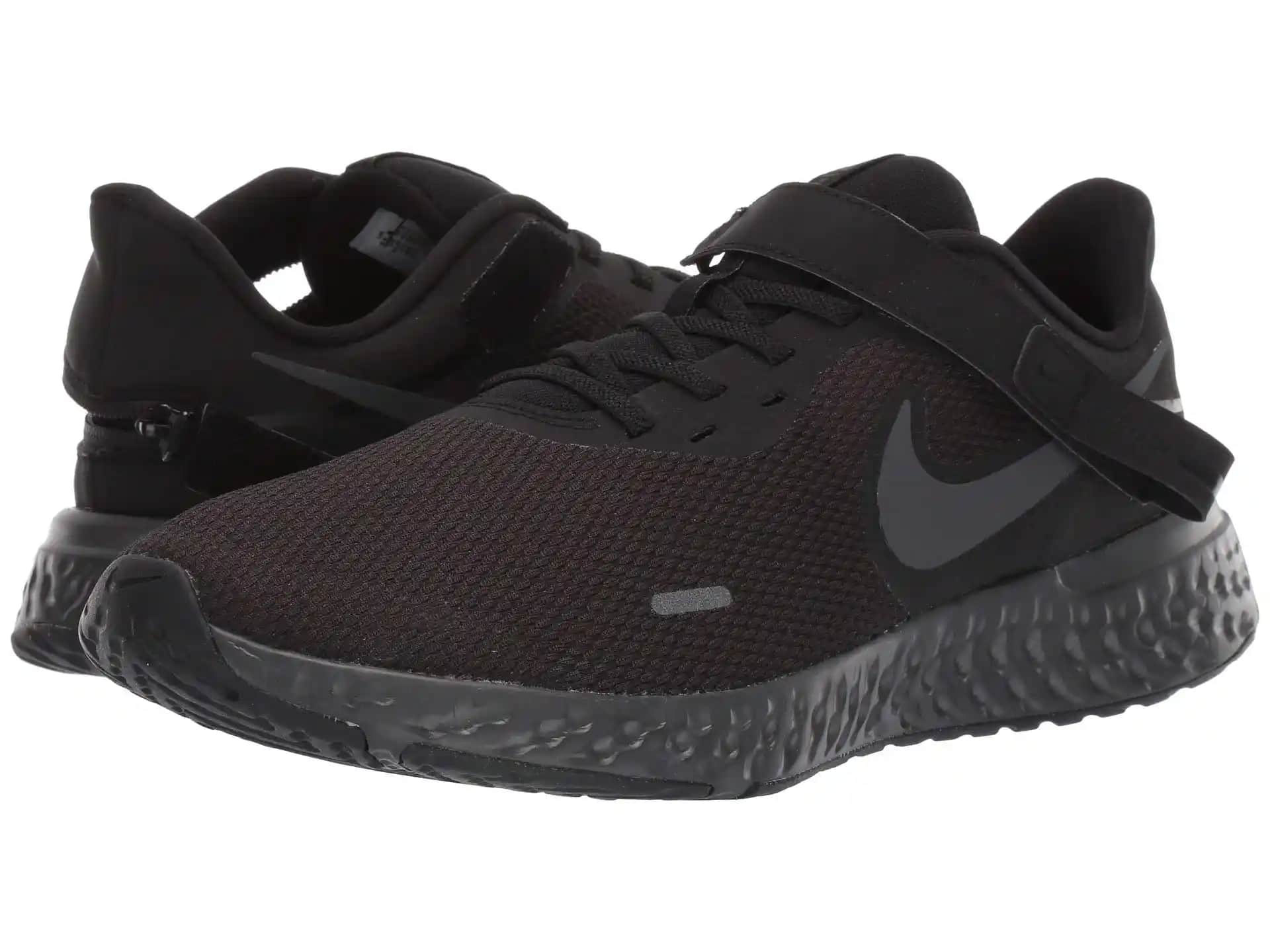 Nike Revolution 5 FlyEase: Erişilebilirlik ve Konforun En Güncel Spor Ayakkabısı