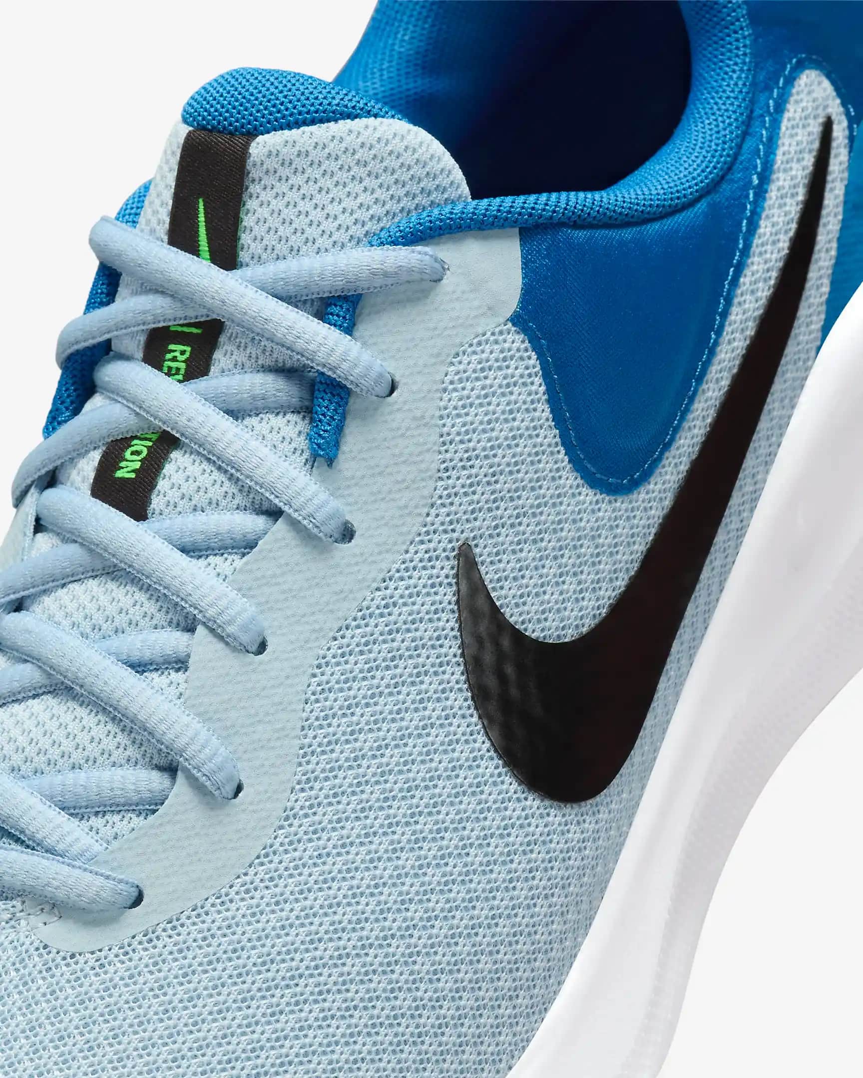 Nike Revolution 7: Uygun Fiyatlı ve Konforlu Koşu ve Günlük Kullanım Spor Ayakkabısı