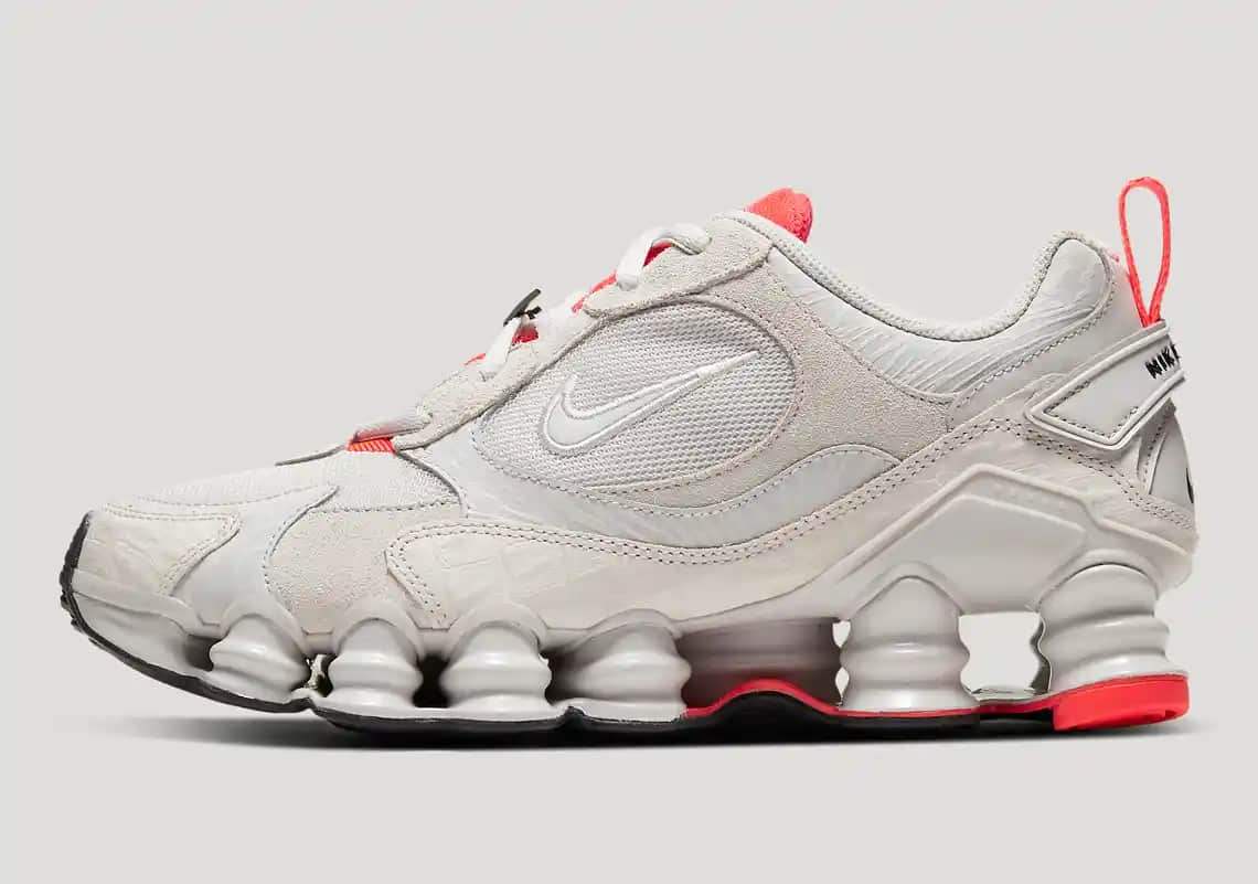 Nike Shox TL Nova: Modern Tasarım ve Yüksek Konfor Sunan Spor Ayakkabı Modeli