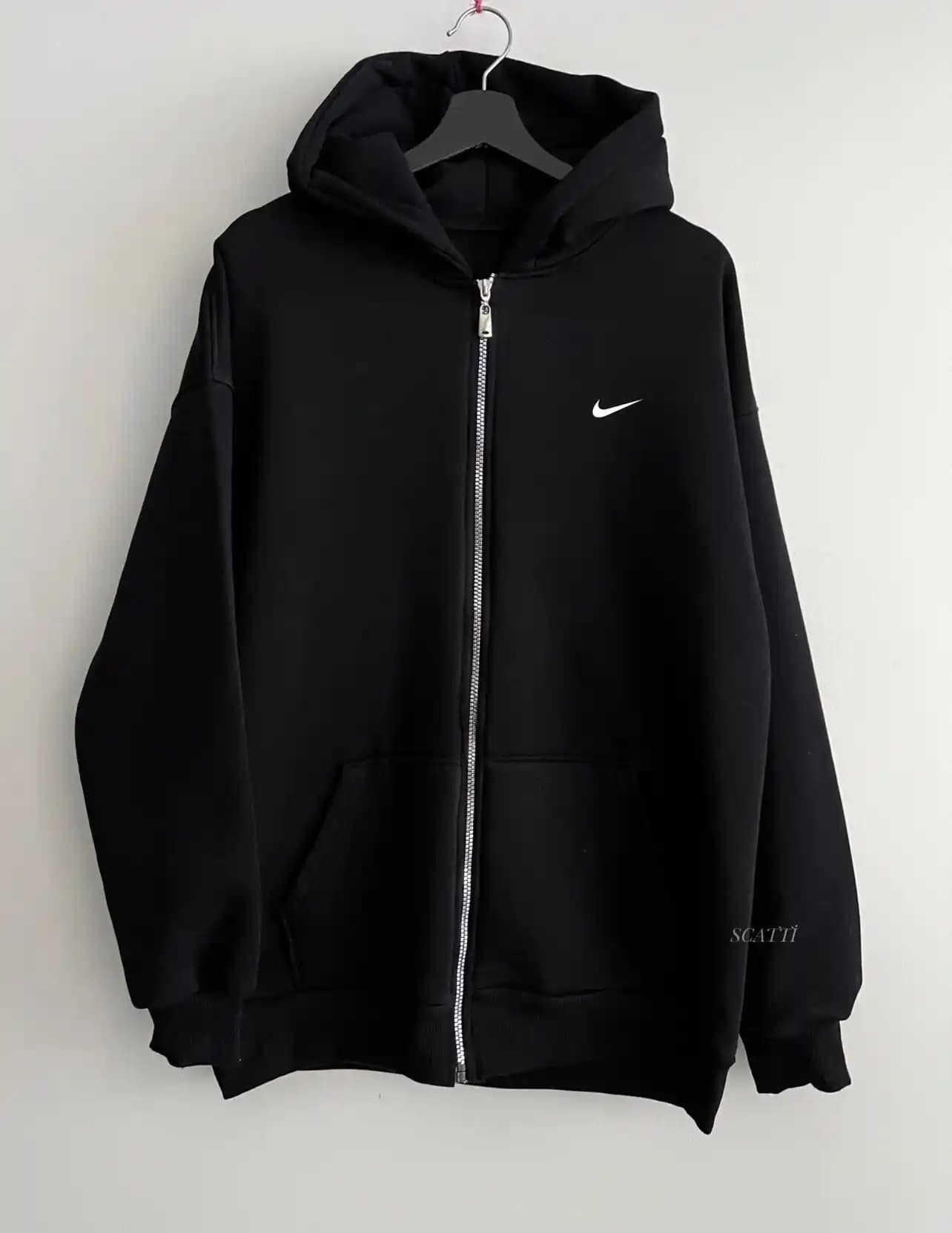 Nike Siyah Hırka Modelleri ve Kombinasyon Önerileri Spor ve Günlük Şıklık İçin