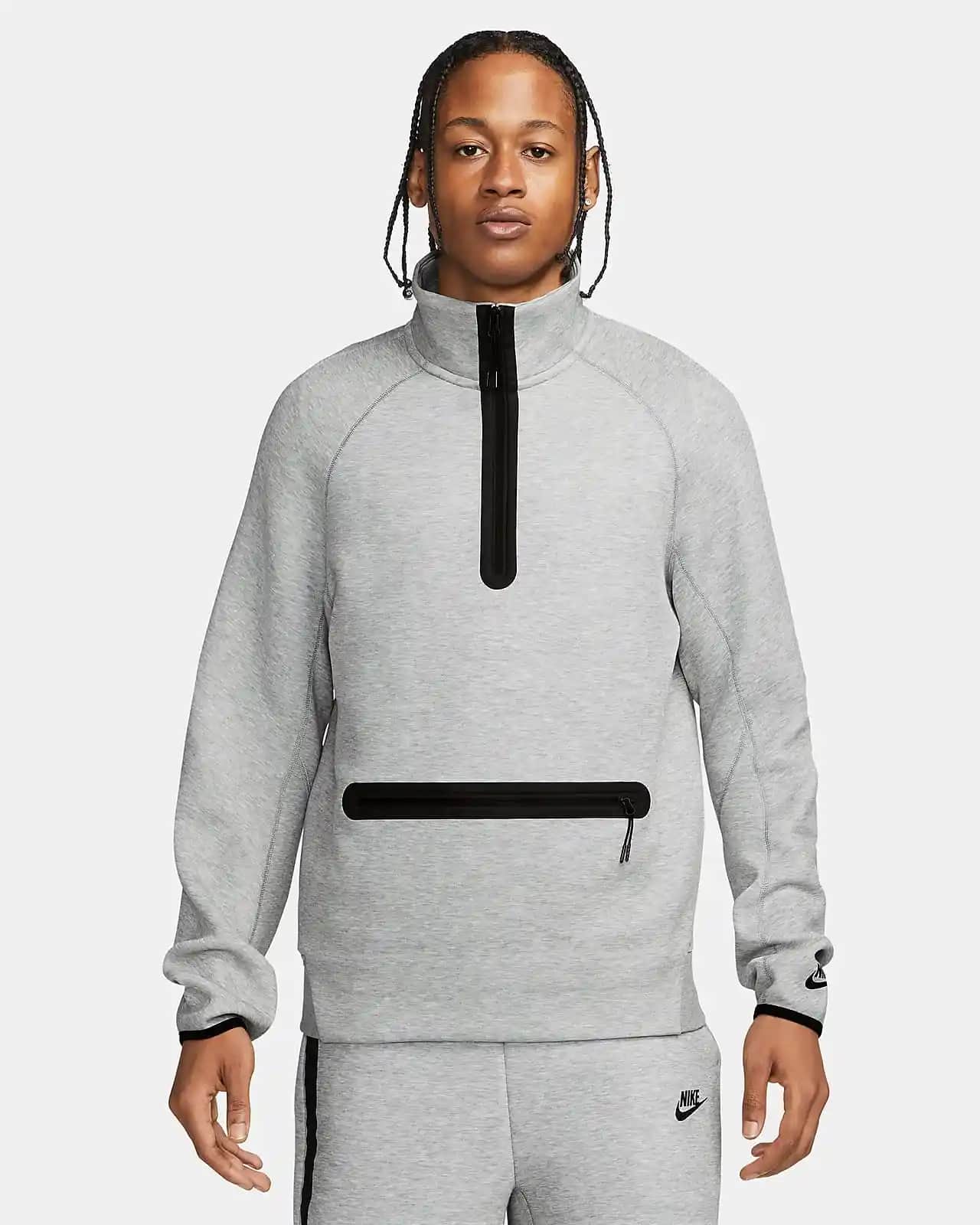 Nike Tech Fleece Sweatshirt ile Modern Spor Şıklığını Yakalayın ve Kombinasyon İpuçları
