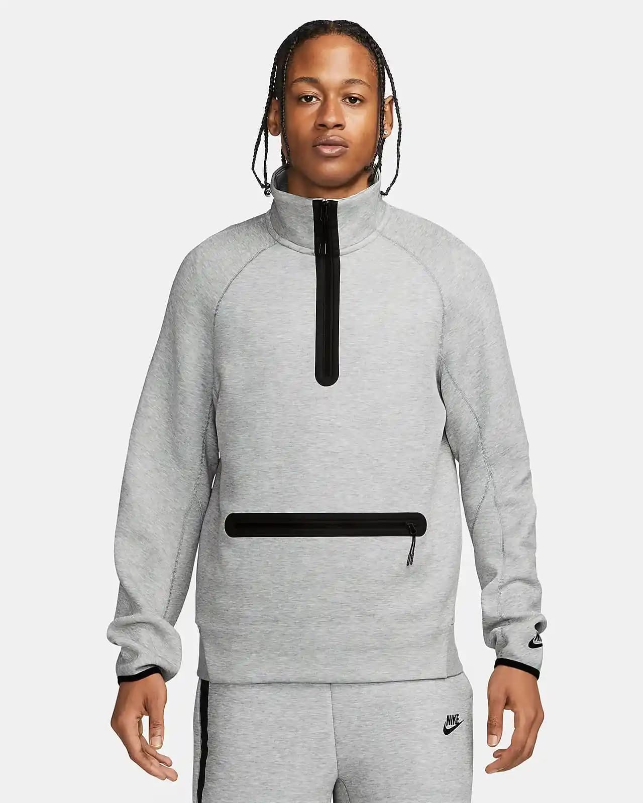 Nike Tech Fleece Sweatshirt ile Modern Spor Şıklığını Yakalayın ve Kombinasyon İpuçları