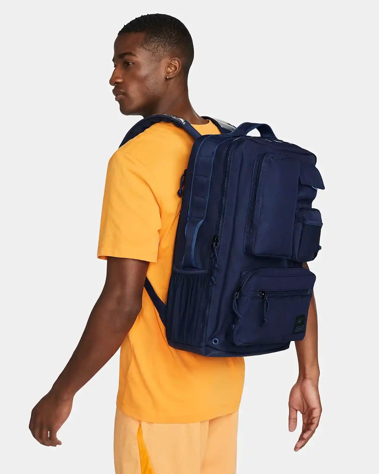 Nike Utility Elite Training Spor ve Günlük Kullanım İçin Fonksiyonel ve Şık Çanta Seçenekleri