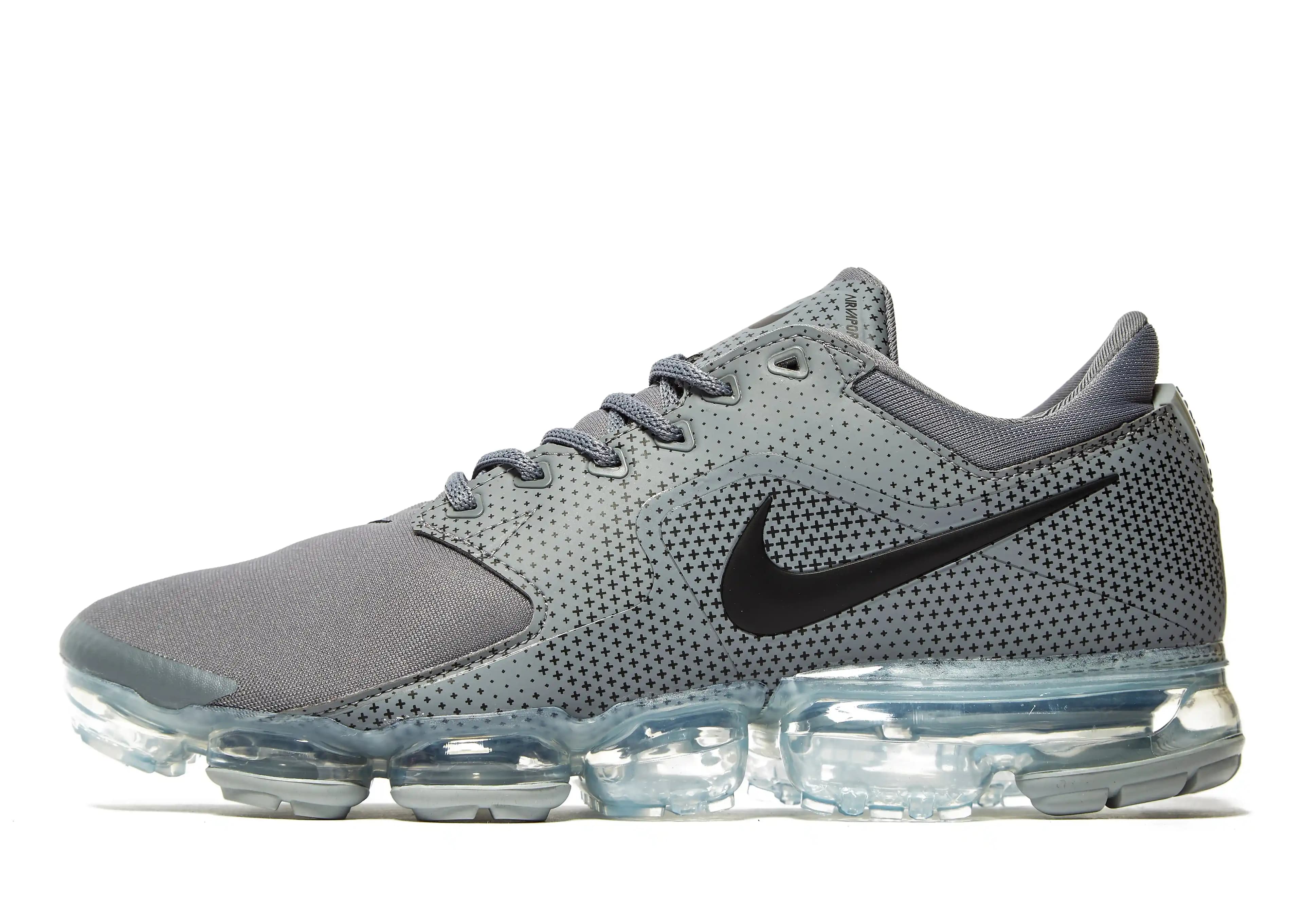Nike VaporMax: Hafiflik ve Konfor Sunan Modern Spor ve Günlük Ayakkabı Seçenekleri