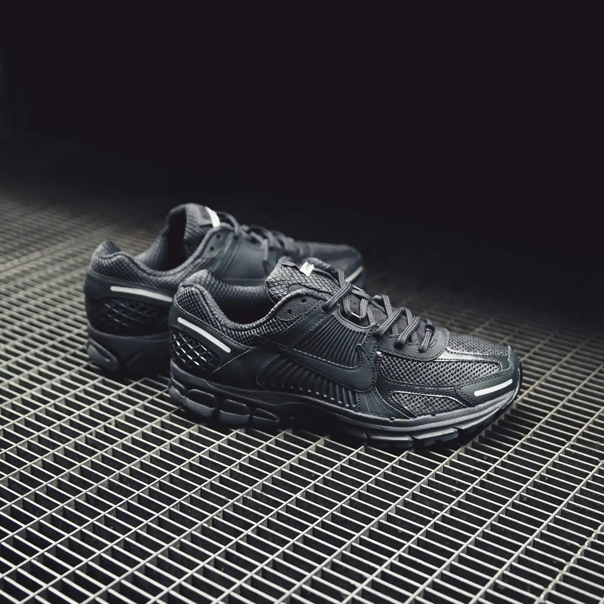 Nike Zoom Vomero 5: Konfor ve Şıklık Sunan Çok Yönlü Spor Ayakkabı Modeli