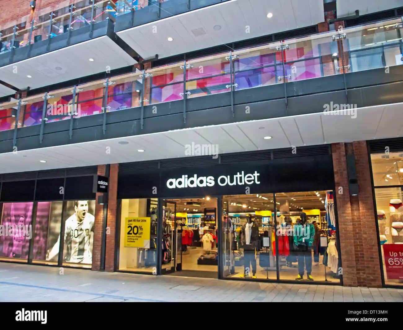 Outlet Adidas: Uygun Fiyatlı Kaliteli Spor ve Günlük Ayakkabılar ile Aksesuarlar