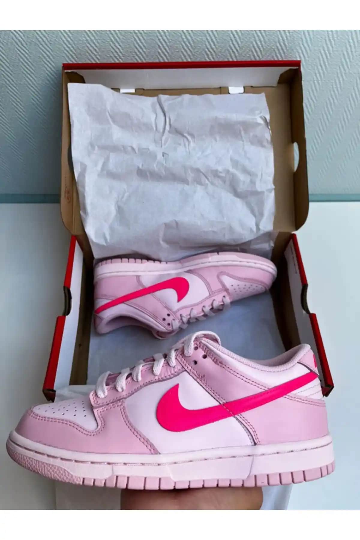 Pembe Nike Dunk Low Ayakkabıları: Moda ve Stil İfadesi İçin En İyi Seçenekler