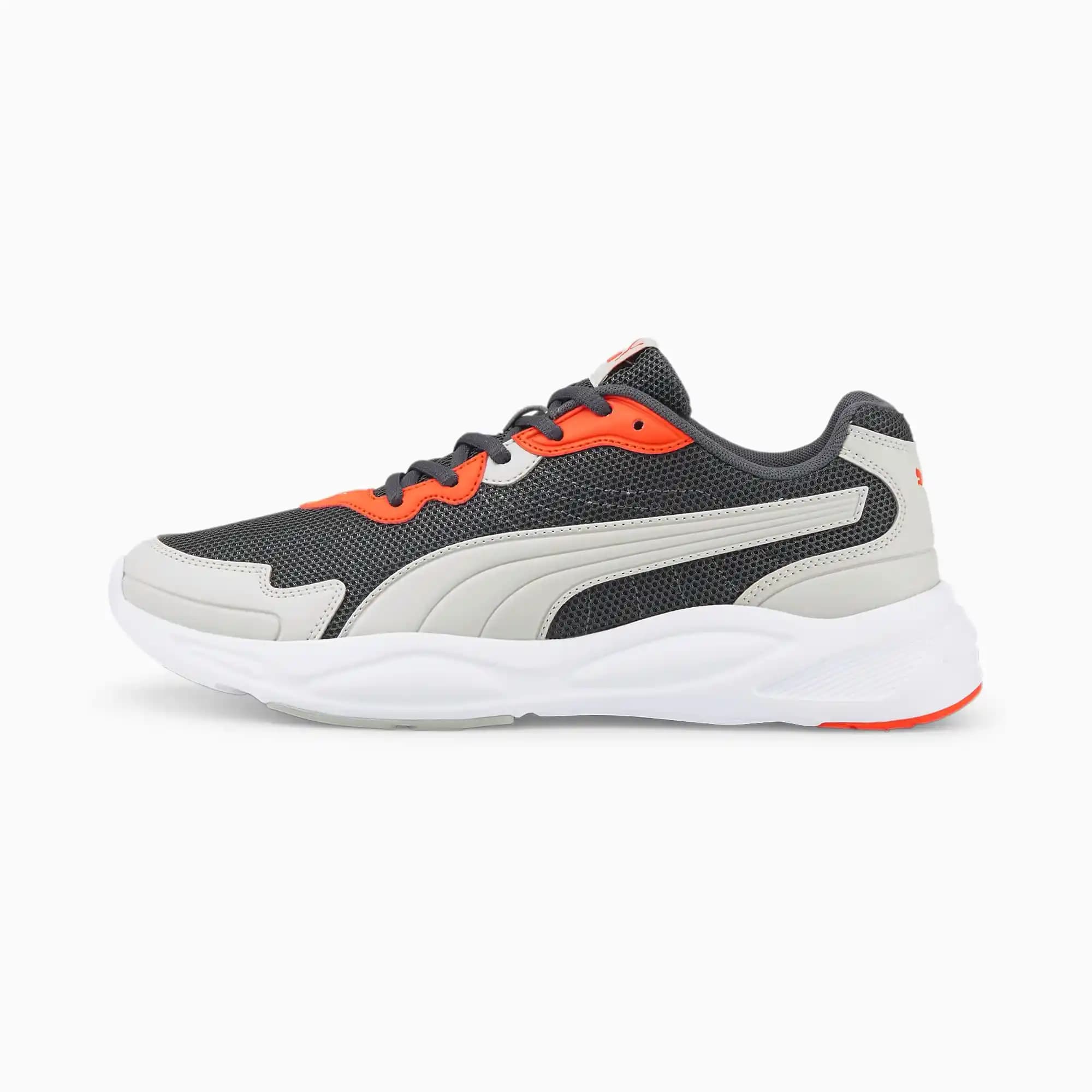 Puma 90s Runner Spor Ayakkabısı: Retro ve Modern Tasarımın Buluşması