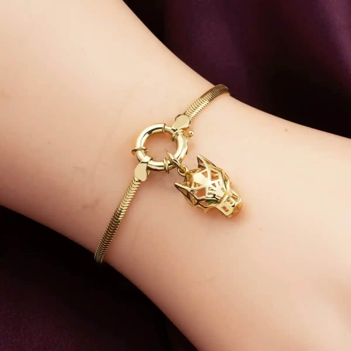 PUMA Bileklikleri: Spor Şıklığını Tamamlayan Modern ve Dayanıklı Aksesuarlar