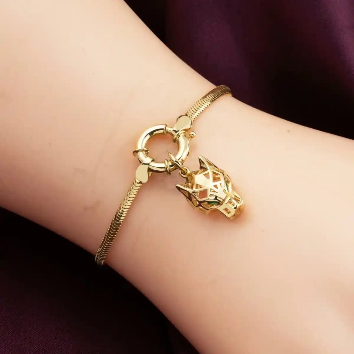 PUMA Bileklikleri: Spor Şıklığını Tamamlayan Modern ve Dayanıklı Aksesuarlar