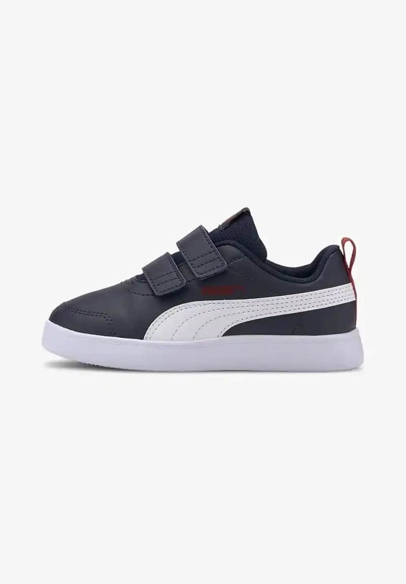 Puma Courtflex V2 Spor Ayakkabı: Şıklık ve Konforun Birleştiği Çok Yönlü Tasarım