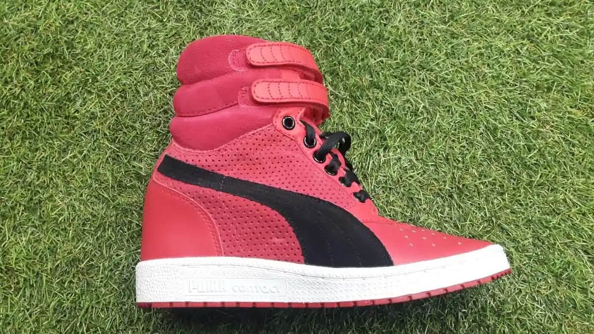 Puma Dunk Spor Ayakkabısı: Modern Tasarım ve Konforun Buluşması
