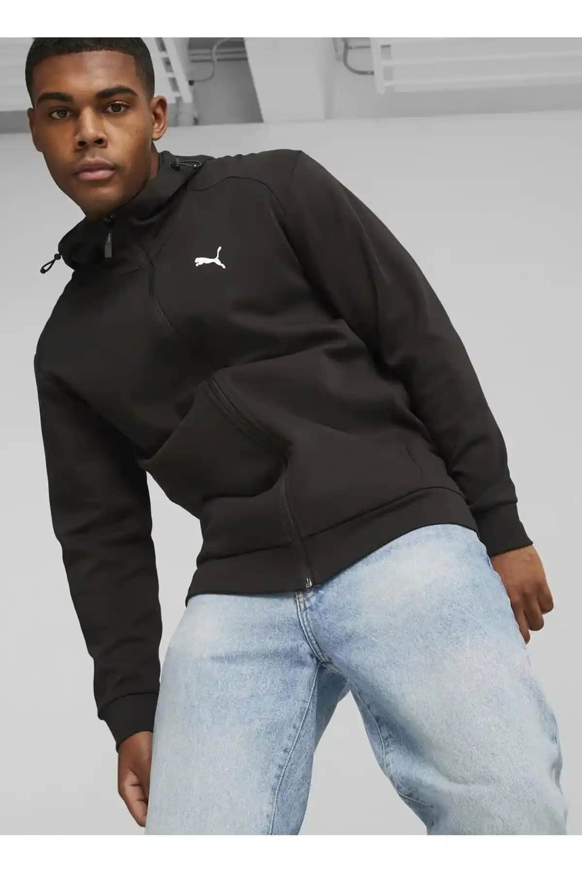 Puma Zip Ceketler: Kış Aylarında Şıklık ve Fonksiyonellik Bir Arada